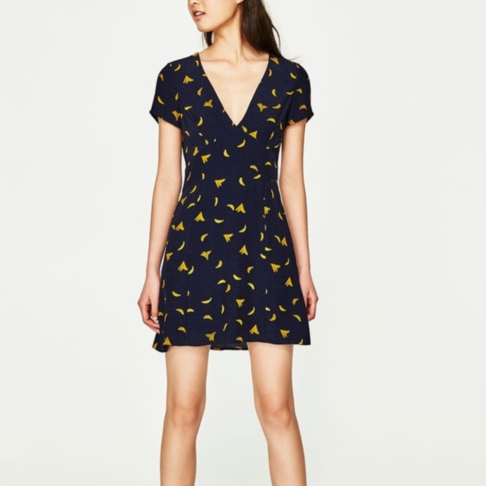 NWT ZARA BANANA PRINT DRESS